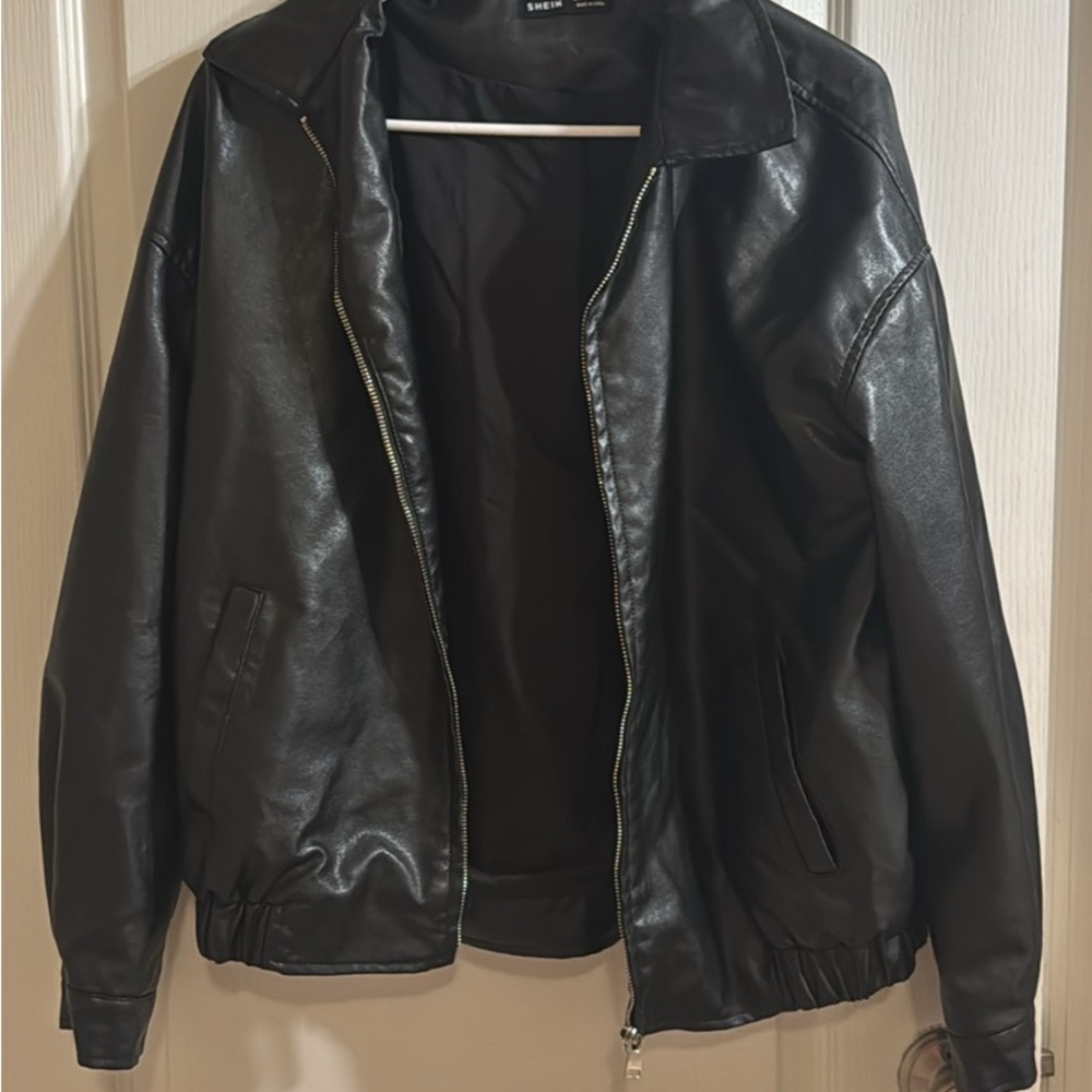 SHEIN Black Faux Leather Jacket